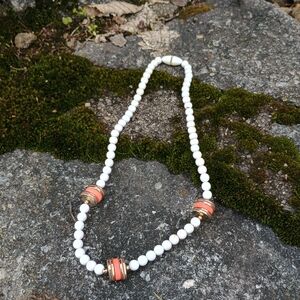 VTG white Sarah Coventry mid-century lucite necklace with coral and gold accents